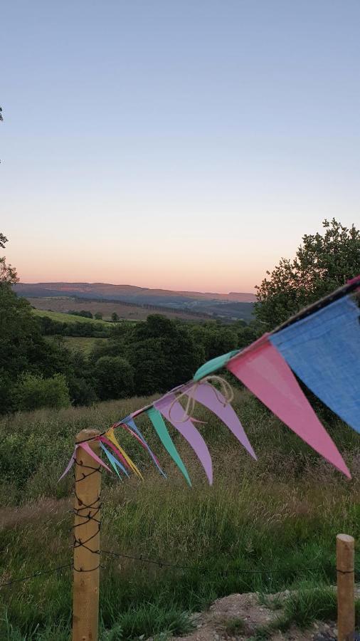 Calon Y Goedwig Glamping Hotel Llandovery Kültér fotó