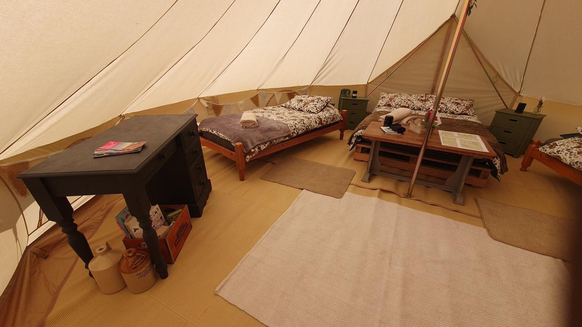 Calon Y Goedwig Glamping Hotel Llandovery Kültér fotó
