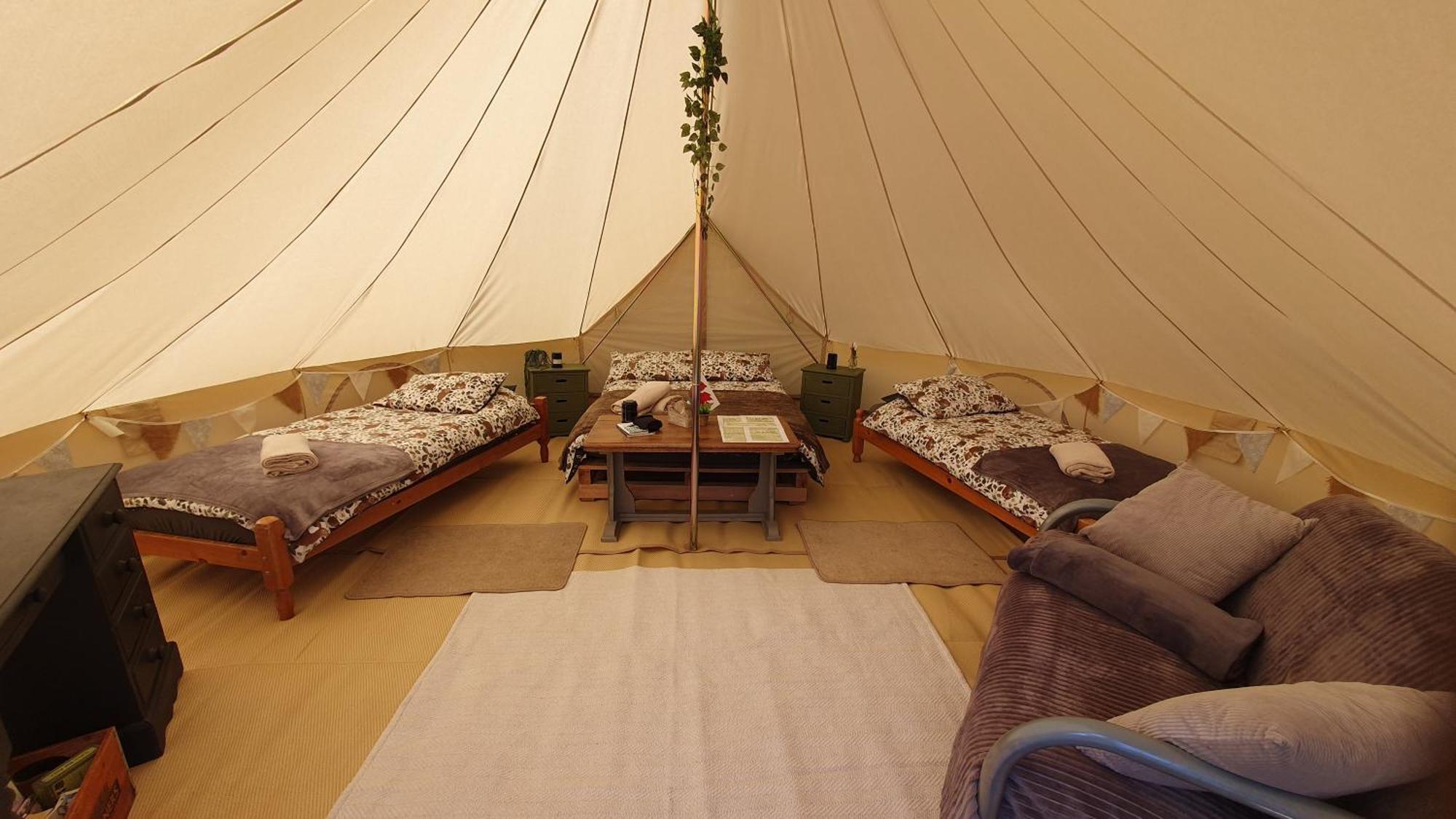 Calon Y Goedwig Glamping Hotel Llandovery Kültér fotó
