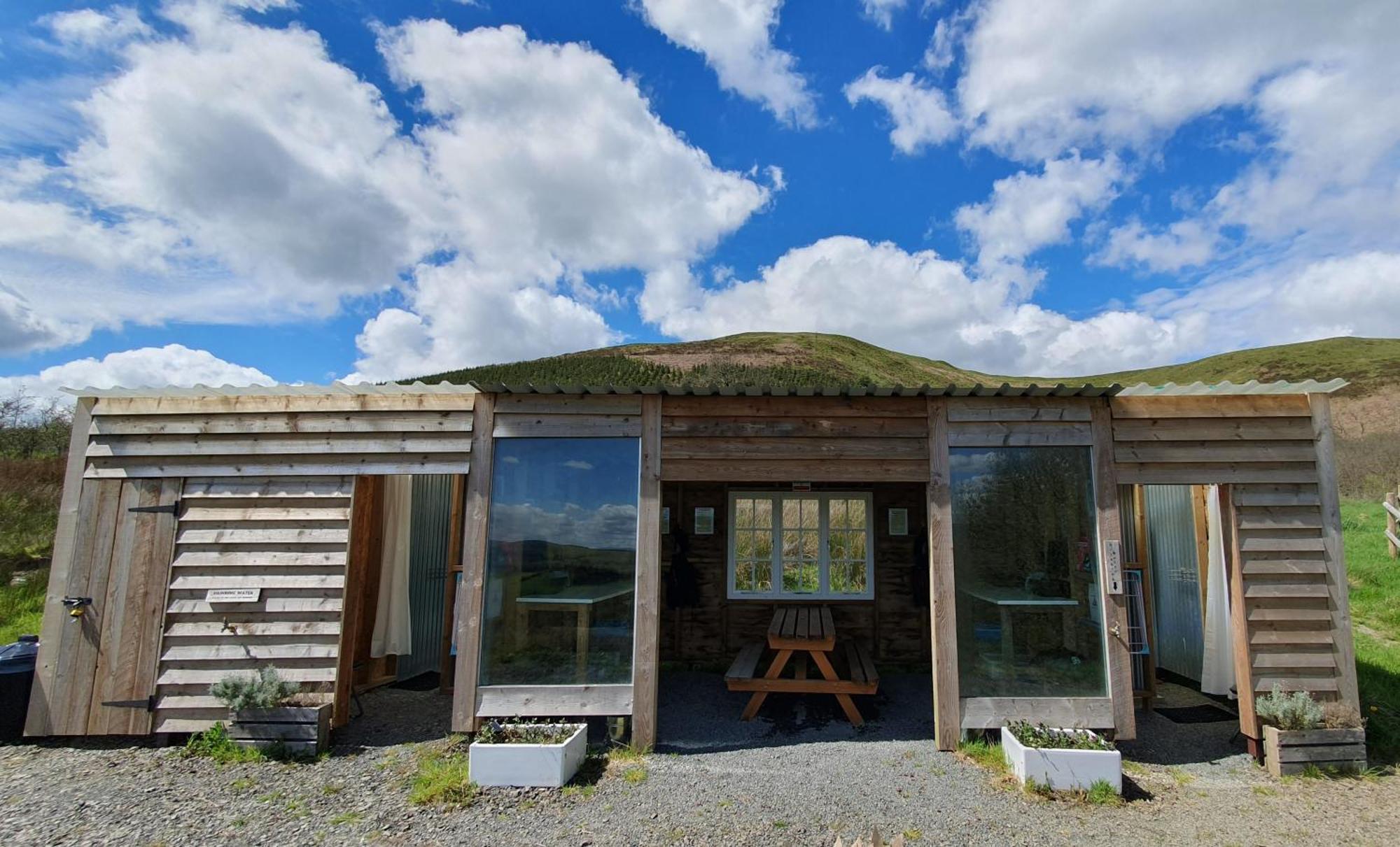 Calon Y Goedwig Glamping Hotel Llandovery Kültér fotó